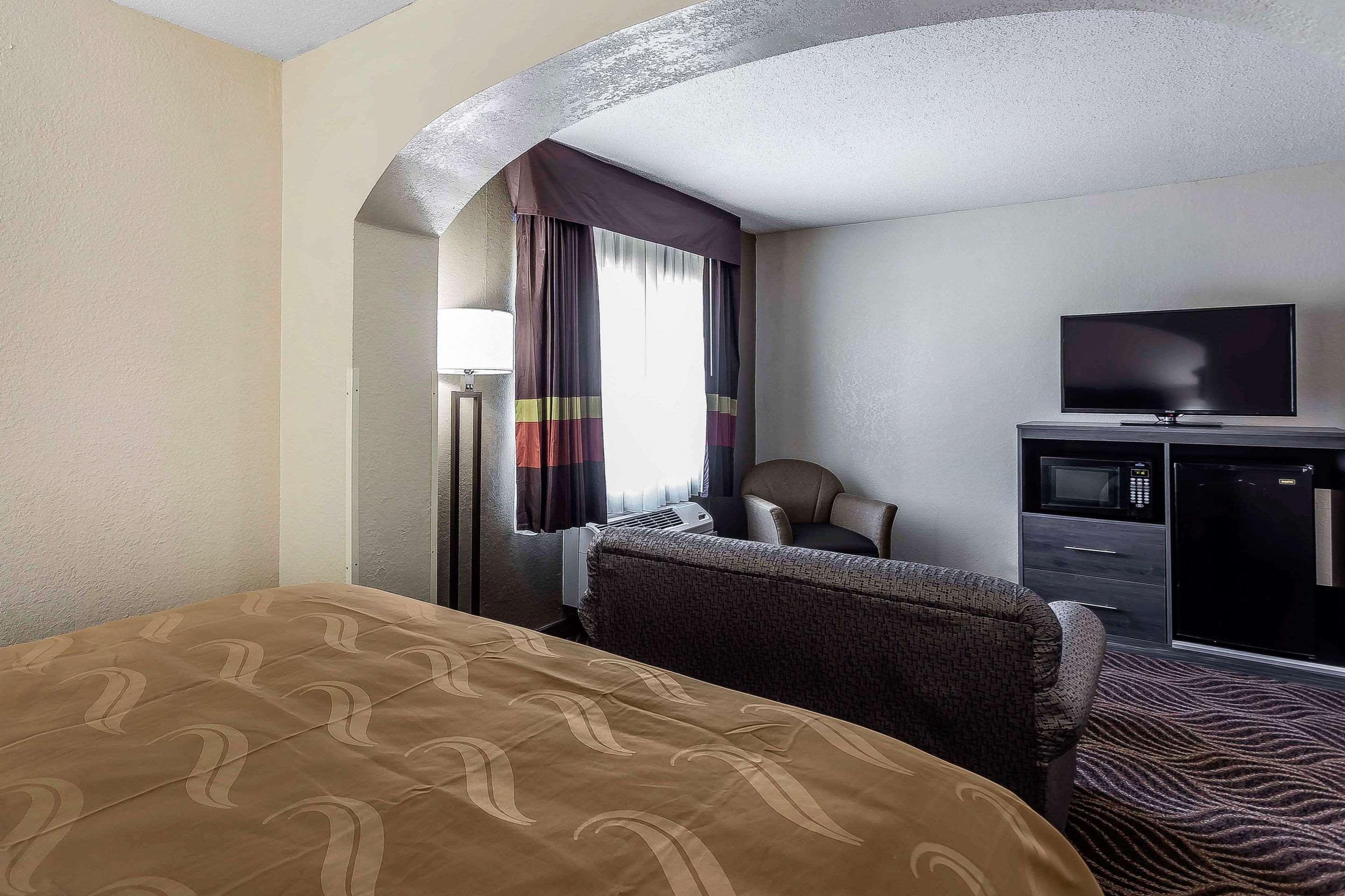 Quality Inn & Suites Salisbury Exteriér fotografie