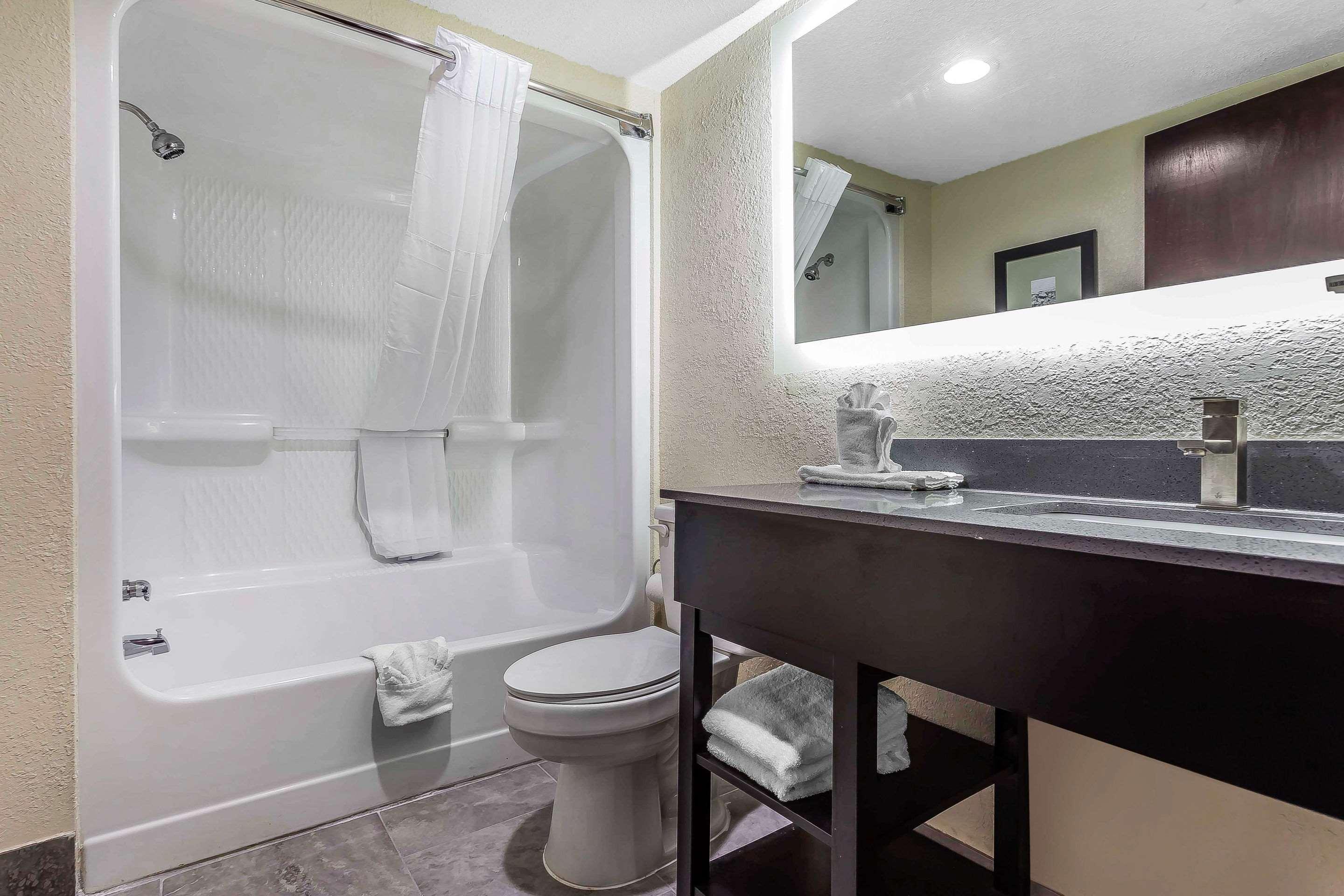 Quality Inn & Suites Salisbury Exteriér fotografie
