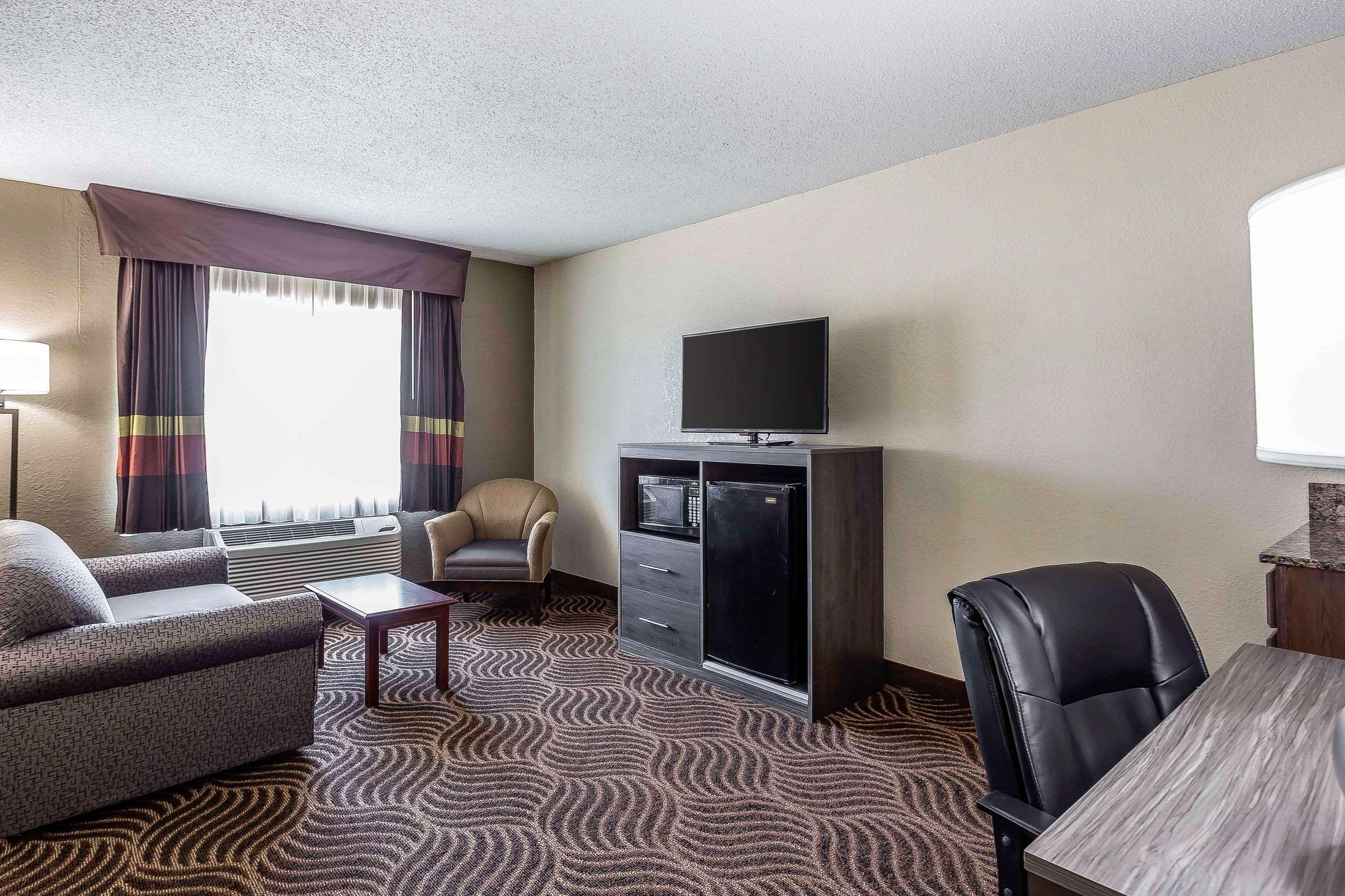 Quality Inn & Suites Salisbury Exteriér fotografie